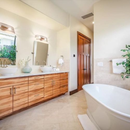 Makai Master Bathroom With Kohler Tub, His and Her Sinks & Outdoor Shower