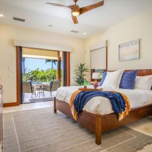 Makai Master Bedroom With Private Entry to Lanai